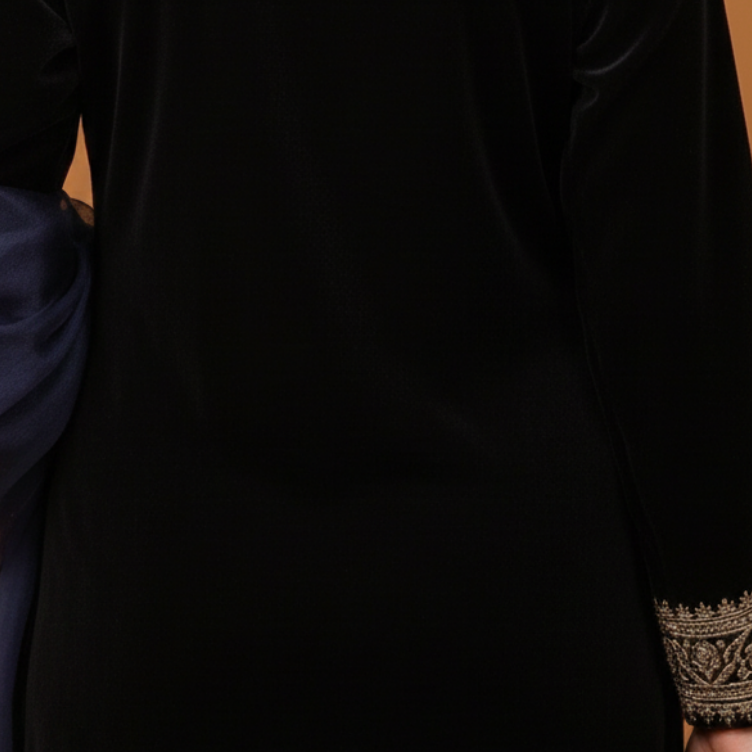 Luxurious Kashmiri Pashmina Style Woolen Velvet Kurta Set - KS0023